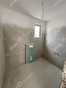 Casa de vanzare cu 3 camere 2 bai si curte libera de 170 mp situata in zona Calea Cisnadiei din Sibiu - foto 10