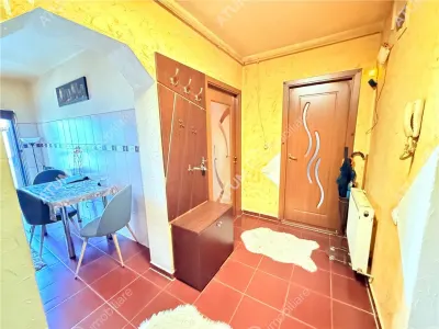 Garsoniera decomandata 44 mp utili de vanzare in Selimbar zona Pictor Brana - foto 10