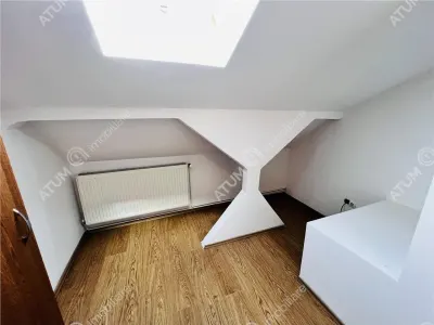 Apartament de inchiriat cu 3 camere balcon situat in zona Vasile Aaron din Sibiu - foto 14