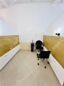 Spatiu comercial de vanzare cu suprafata de 107 mp situat in zona ultracentrala din Sibiu - foto 20