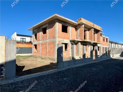 Casa de vanzare cu 4 camere 2 bai balcon teren 230 mp situat in Selimbar - foto 15
