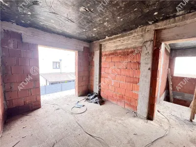 Casa de vanzare cu 4 camere 2 bai balcon teren 230 mp situat in Selimbar - foto 19