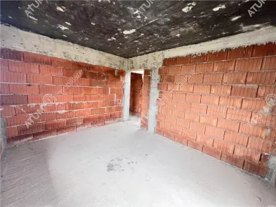 Casa de vanzare cu 4 camere 2 bai balcon teren 230 mp situat in Selimbar - foto 23