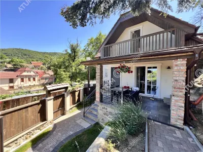 Casa individuala de vanzare cu 3 camere 2 bai si teren 172 mp situata in localitatea Sibiel - foto 9