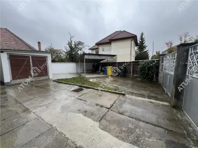De vanzare casa renovata de 3 camere cu 2 pivnite si teren de  242 mp zona Calea Dumbravii - foto 21