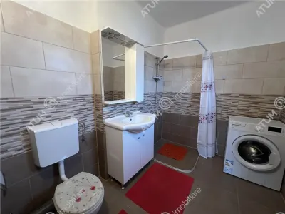 De vanzare casa renovata de 3 camere cu 2 pivnite si teren de  242 mp zona Calea Dumbravii - foto 6