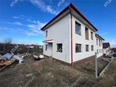 De vanzare casa individuala cu 4 camere 2 bai teren 300 mp situata in Sura Mica din Sibiu - foto 22