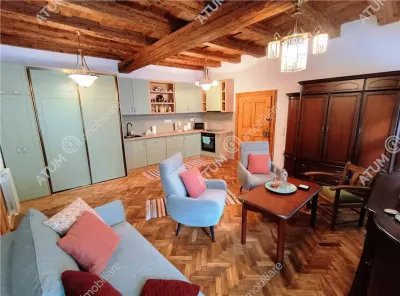 De inchiriat apartament unicat cu 2 camere langa Piata Mare din Sibiu - foto 2