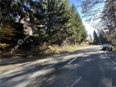 De vanzare pensiune de 7 camere cu 5 bai si teren de 377mp  situata in Paltinis cota 1440 m - Paltinis