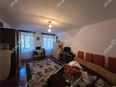 De vanzare apartament la casa cu 3 camere in zona Piata Cluj din Sibiu - foto 3
