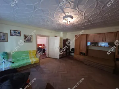 De vanzare apartament la casa cu 3 camere in zona Piata Cluj din Sibiu - foto 7
