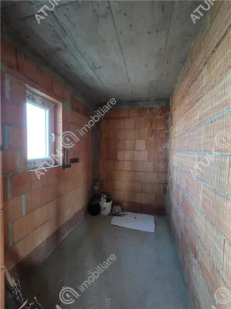 Casă 5 camere Sibiu - poza 2