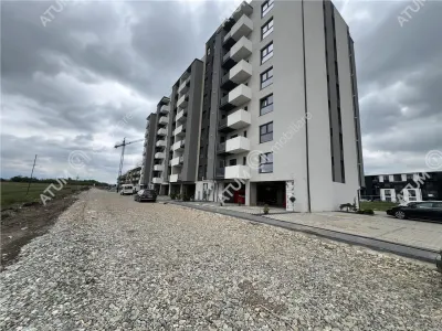 De vanzare studio cu 2 camere etajul 1 cu parcare subterana zona Doamna Stanca - foto 2
