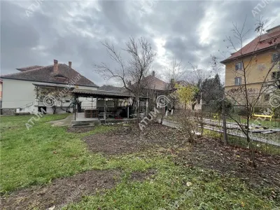 De vanzare casa individuala cu 4 camere pe un singur nivel cu 4 camere si teren 900 mp zona Calea Poplacii Sibiu - foto 24