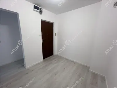 De vanzare apartament complet renovat cu 2 camere decomandate si balcon zona Rahovei Sibiu - foto 10