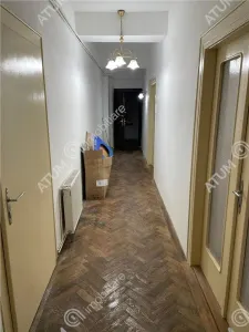 De inchiriat apartament cu 4 camere ultracentral in Sibiu - foto 16