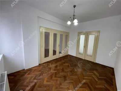 De inchiriat apartament cu 4 camere ultracentral in Sibiu - foto 5