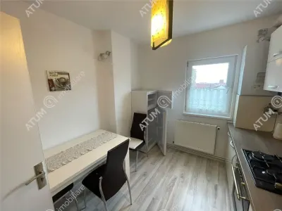 De inchiriat apartament modern cu 2 camere decomandate si balcon tip loggie in zona Mihai Viteazu din Sibiu - foto 6