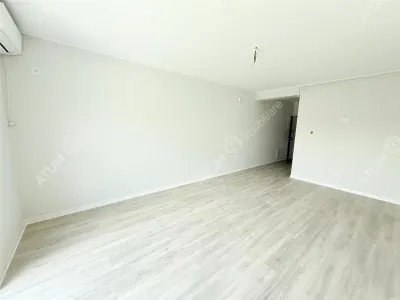 Apartament cu 3 camere la cheie etaj 1 de vanzare in Selimbar loc parcare inclus - foto 9