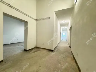 Spatiu comercial de inchiriat de 300 mp utili in zona Terezian din Sibiu - foto 15