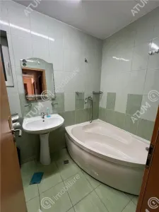 Apartament de inchiriat la casa cu 2 camere situat in Sibiu zona Calea Dumbravii - foto 9