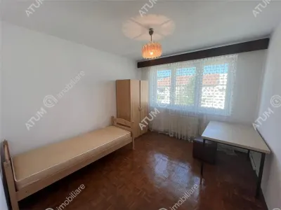 De vanzare apartament 3 camere si balcon zona Dioda din Sibiu - foto 4