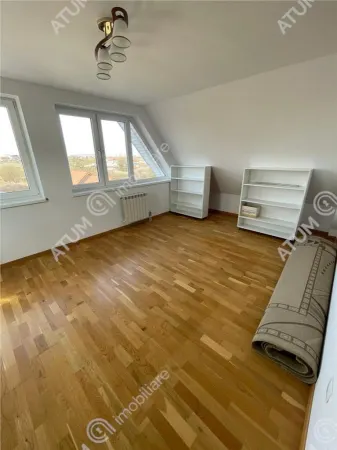 Casă 8 camere Sibiu - poza 13