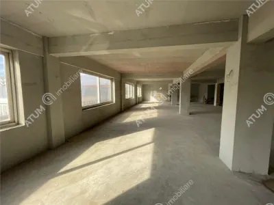 De inchiriat spatiu comercial 490 mp la etajul 1 in zona centrala din Sibiu - foto 5