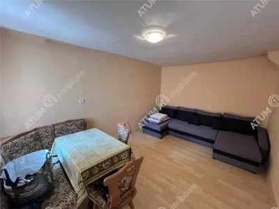 De vanzare casa individuala compusa din 2 corpuri si teren 2000 mp Localitatea Chirpar Sibiu - foto 21