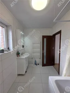 De vanzare casa individuala cu 5 camere si curte proprie in cartierul Tineretului - foto 15