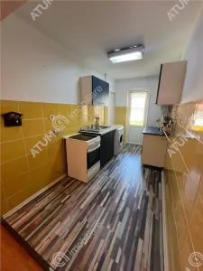 De vanzare apartament decomandat cu 2 camere balcon si pivnita zona Bulevardul Mihai Viteazu din Sibiu - foto 13