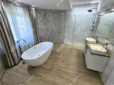 De inchiriat casa ultramoderna cu 4 camere 3 bai si dressing 170 mp utili in Sibiu - foto 8