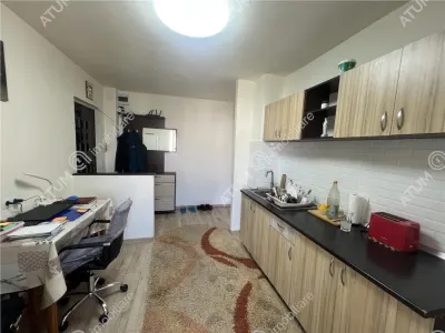 De vanzare apartament cu 2 camere decomandate etaj intermediar pivnita zona Valea Aurie - foto 5