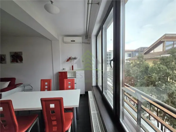 Apartament 3 camere București - poza 1