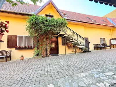 Pensiune de Vanzare in  Sibiu zona Apoldu de Sus - Apoldu de Sus