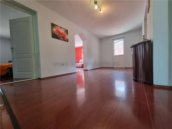 Casă 6 camere Sibiu - poza 2