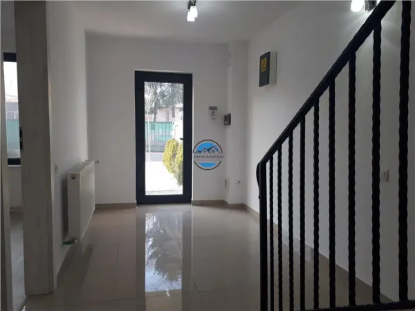 Casă 10 camere Ploiești - poza 7