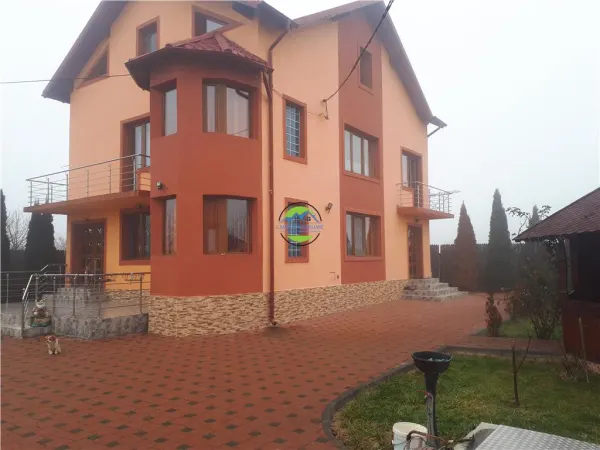 Casă 8 camere Gageni - poza 2