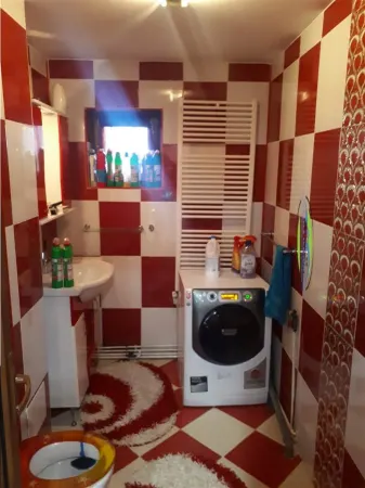 Casă 8 camere Gageni - poza 18