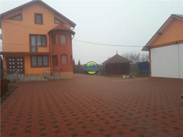 Casă 8 camere Gageni - poza 3