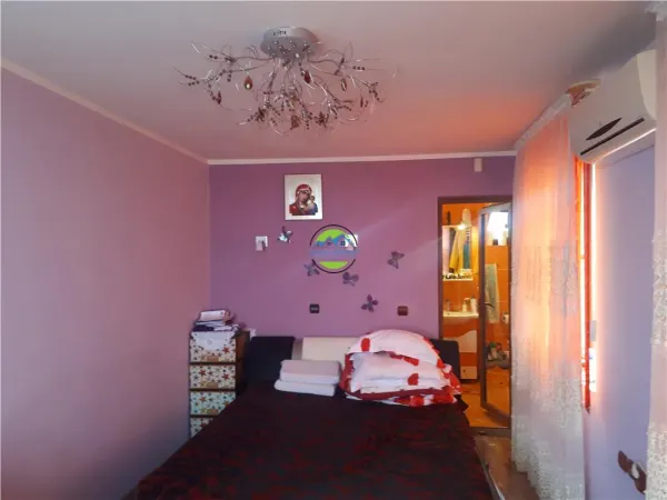 Casă 8 camere Gageni - poza 22
