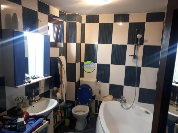 Casă 8 camere Gageni - poza 25