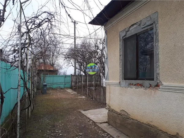 Casă 3 camere Cocorastii Colt - poza 2