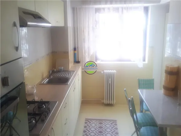 Apartament 3 camere Ploiești - poza 11