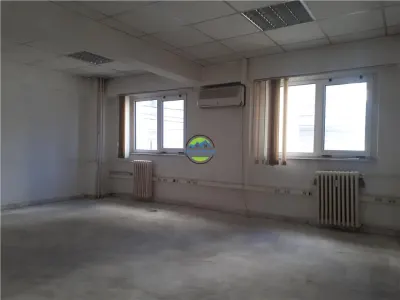 ULTRACENTRAL  Spatiu pentru Birouri de Inchiriat - foto 18