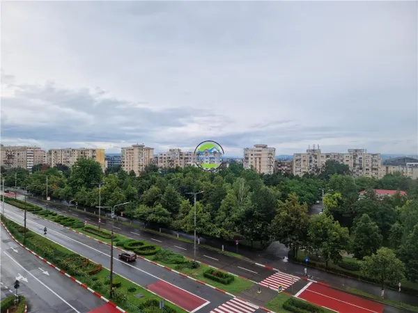 Apartament 3 camere Ploiești - poza 2