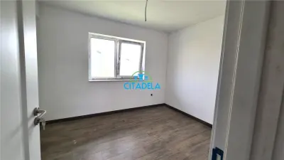 Case insiruite de vanzare, in Alba Iulia, zona Kaufland - foto 13
