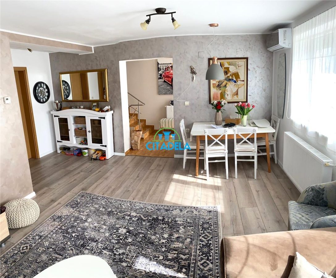 Apartament in vila 120 mp,117000 euro - Alba Iulia