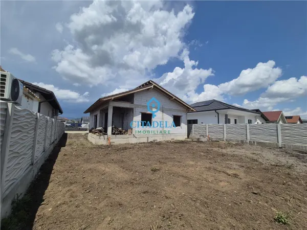 Casă 4 camere Alba Iulia - poza 1