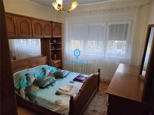 Apartament 3 camere Alba Iulia - poza 1